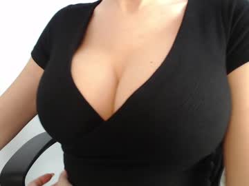 webcam girl drink_my_juices image #1250289