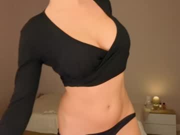 webcam girl lenamuti image #8046021