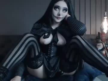 webcam girl charlotte_germanotta_ image #5013229