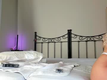 webcam girl mazeekiin image #8398162