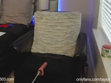 webcam girl taylor_love_303 image #2264450