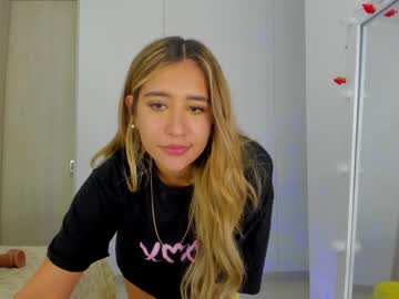 webcam girl amelie_bunny_real image #2145338