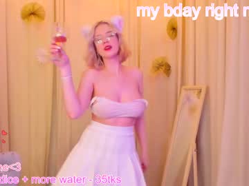 webcam girl joyce_coy image #3907299