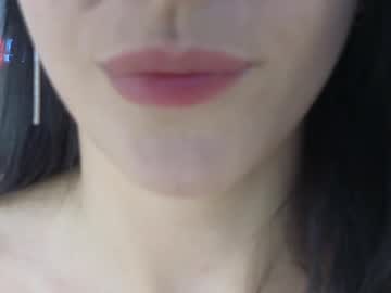 webcam girl yononeey image #7649669