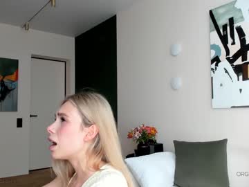 webcam girl _hidden_gem_ image #7700359