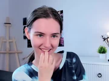 webcam girl approche_toi_petite image #7742426