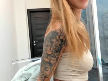webcam girl hotfallingdevil image #2146074
