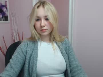 webcam girl lila_page image #1098393