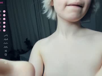 webcam girl silvergloss image #5845847