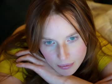 webcam girl ellaa91 image #3124202