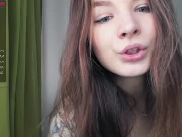 webcam girl sweet_idol image #1692428