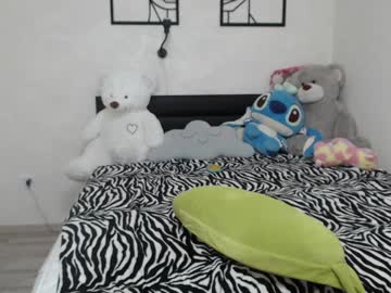 webcam girl kira_little image #4886055
