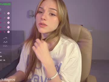 webcam girl mia_milagros image #4587123