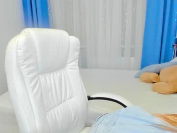 webcam girl emmika_ image #4693692