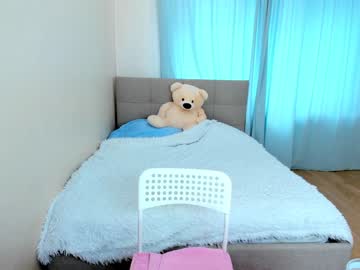 webcam girl yana_squrel_22 image #2247909