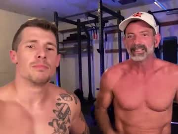 webcam man browneyedmuscleboy32 image #7590530