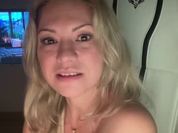 webcam girl kiradivine image #2624056