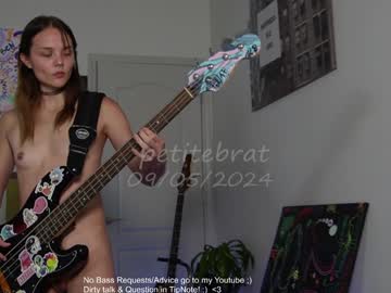webcam girl petitebrat image #7776726