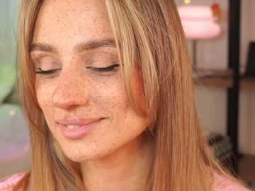 webcam girl artease image #8248020