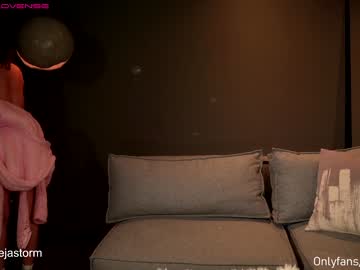 webcam girl alejastorm image #2625637