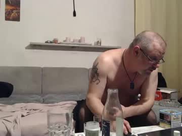 webcam couple hotwife_1982 image #606085