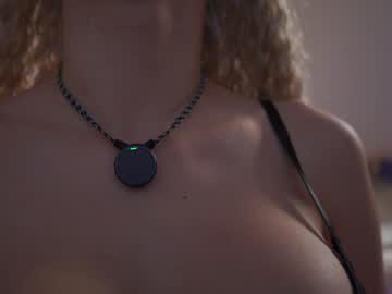 webcam girl emma_land image #9084500