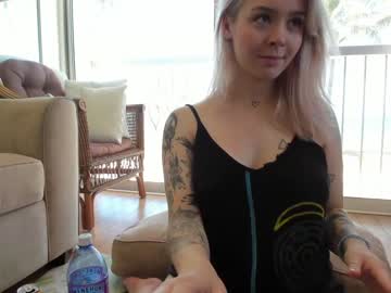 webcam girl honey_sunshine image #2330073