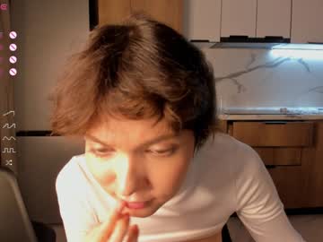 webcam girl bzzzme image #7649472