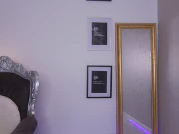 webcam girl moniqueeass image #7729824