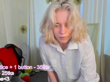 webcam girl joyce_coy image #3732593