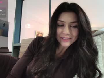 webcam girl milla_jo image #9094573