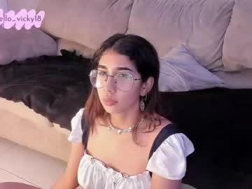 webcam couple vicky_kittyy image #5539628