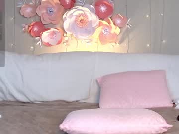 webcam girl caramelangels image #7441036