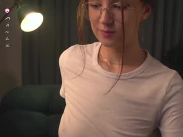 webcam girl well_yess image #7979711