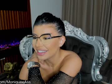 webcam girl moniqueeass image #3928430
