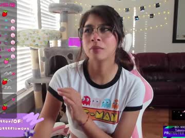 webcam girl violetttflowers image #4651050