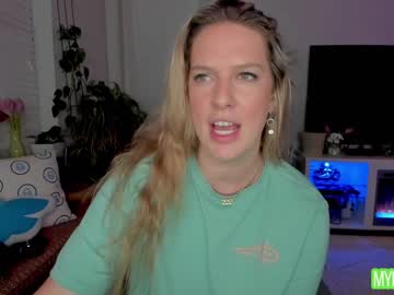 webcam girl rach_thetall1 image #6380679