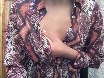 webcam girl eatmypie69 image #7856217