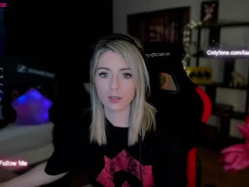 webcam girl kimilee22 image #4276420