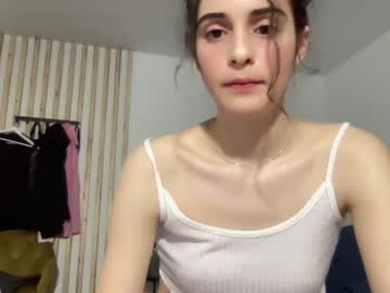 webcam girl crown_of_vice01 image #3836608