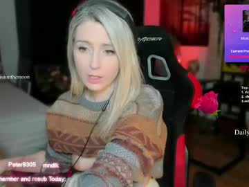 webcam girl kimilee22 image #8816229