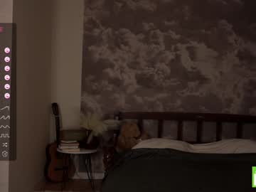 webcam girl margarethowell image #7424052