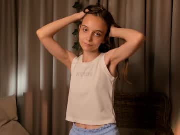 webcam girl guineverecrenshaw image #7592077