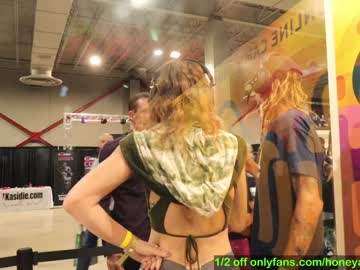 webcam couple honeyand_thebear image #60721