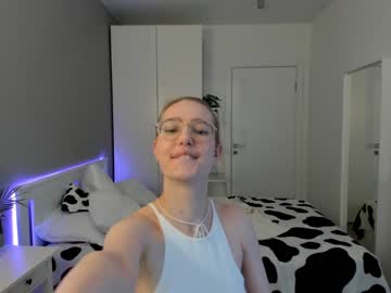 webcam couple christine_bae image #6843308