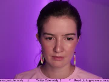 webcam girl cutenataly image #2123368