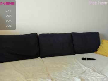 webcam girl heymamawolf_ image #2763987