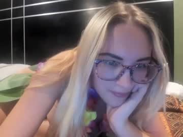 webcam girl mariah95 image #399552
