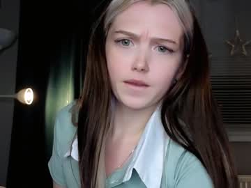 webcam girl small_blondee image #5654532