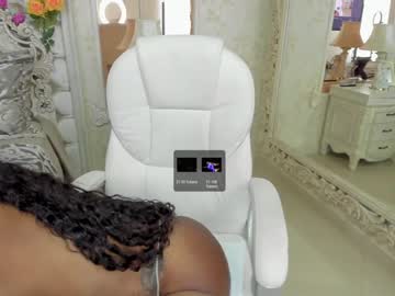 webcam girl shantallknowless image #2299489